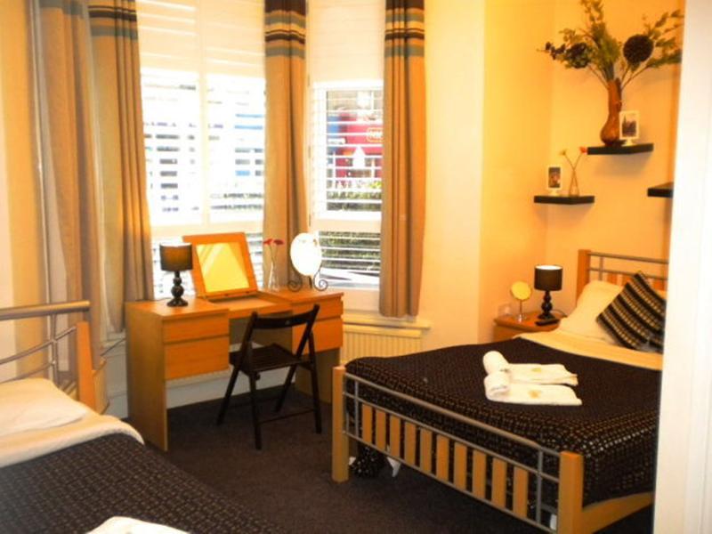 Royal Guest House 2 Hammersmith London Exteriör bild
