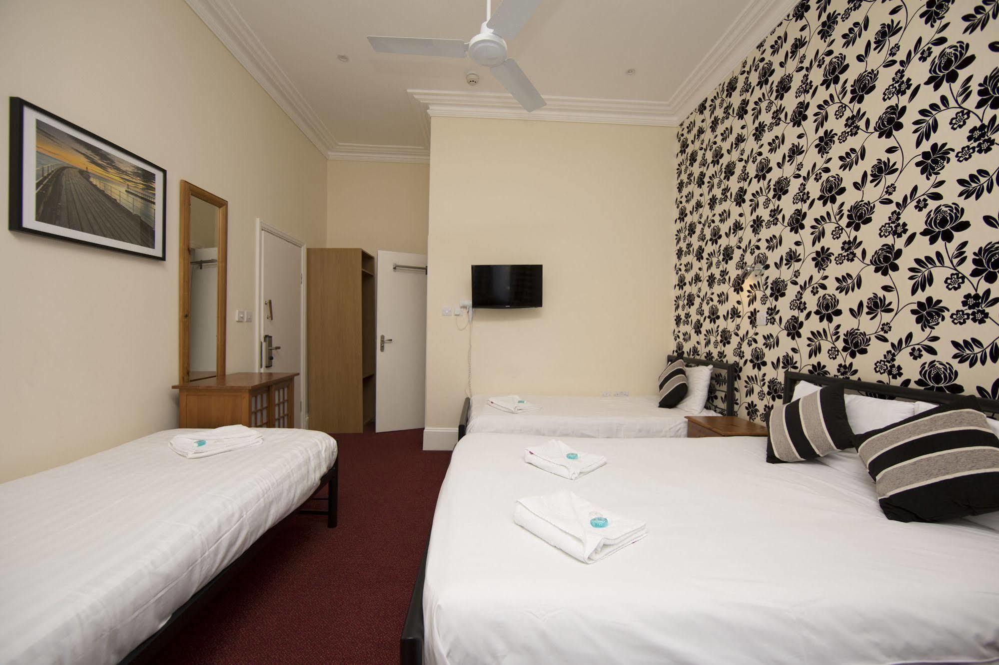 Royal Guest House 2 Hammersmith London Exteriör bild